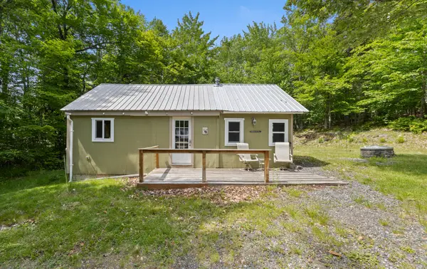 10 Carpenter Place, Greenville, ME 04441