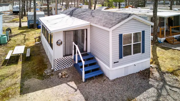 1 Robinson Way #B34, Kennebunk, ME 04043