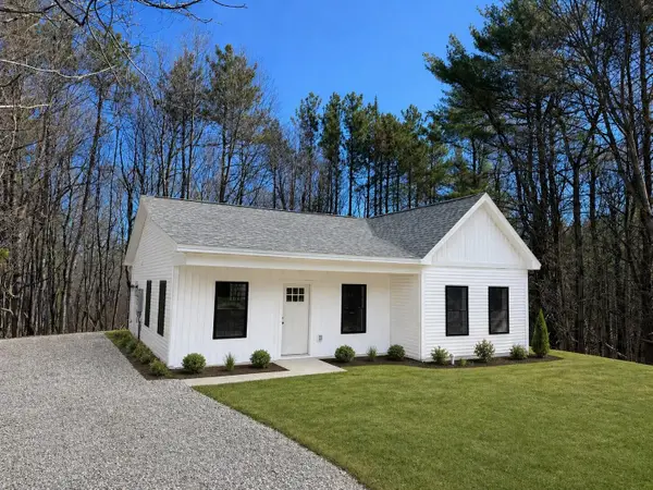 15 Sylvan Road, Orono, ME 04473