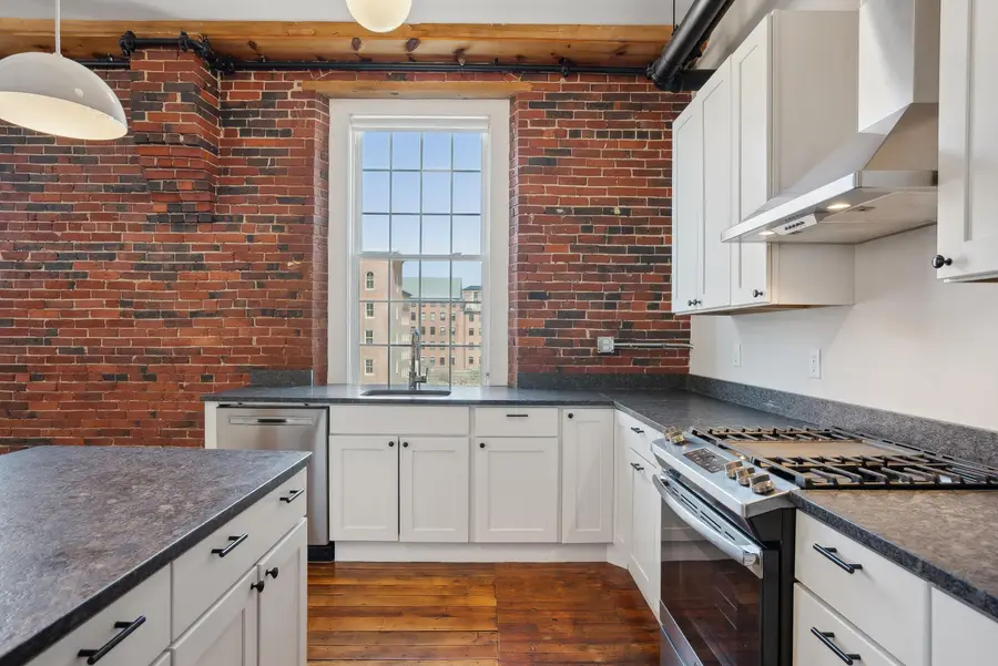 2 Main Street #15-302, Biddeford, ME 04005 - #2