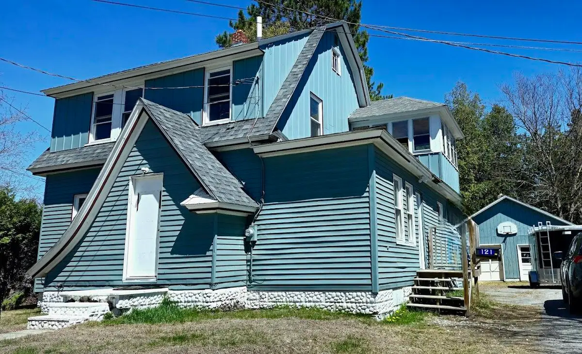 121 Bates Street, Millinocket, ME 04462 - #1