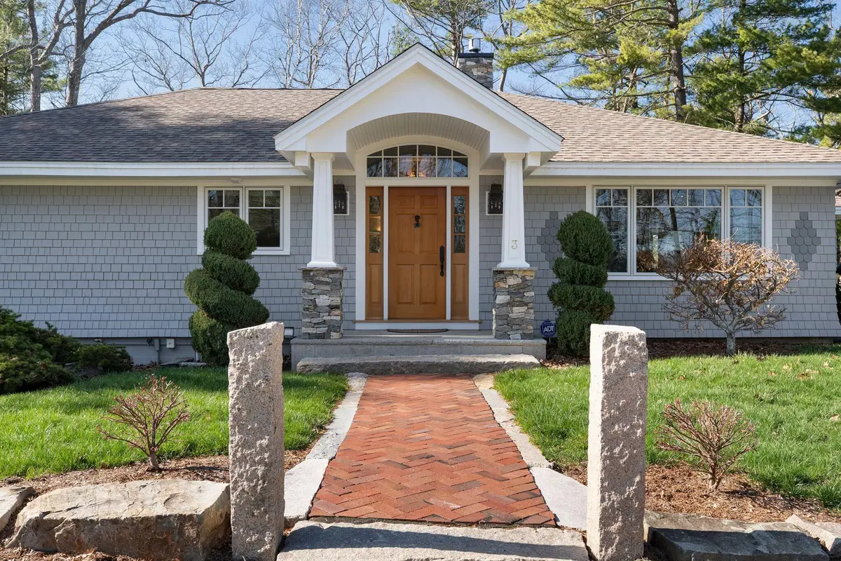 3 Pine Island, York, ME 03909 - #1