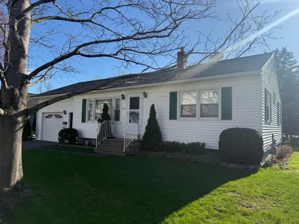 302 Grove Street, Bangor, ME 04401