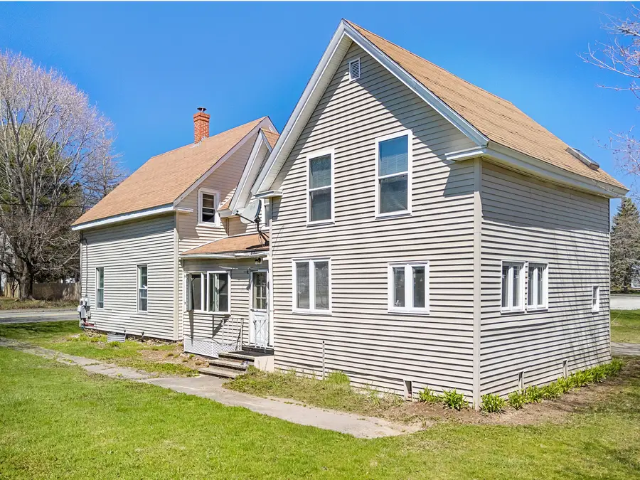323 Broadway, Rockland, ME 04841 - #3