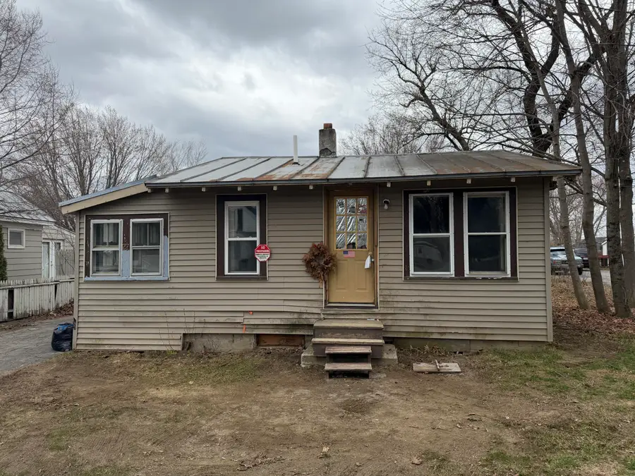 27 Saint John Street, Skowhegan, ME 04976 - #2
