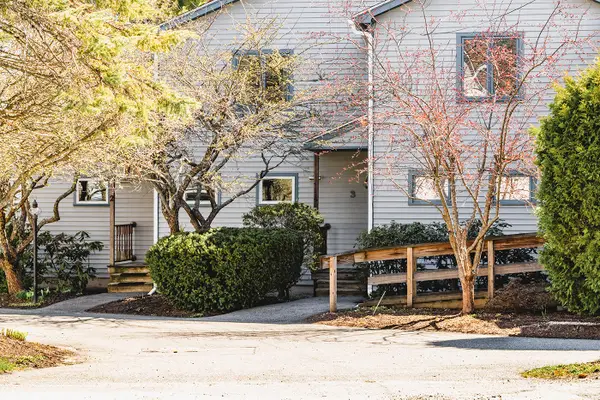 25 Main Street #3, Rockland, ME 04841