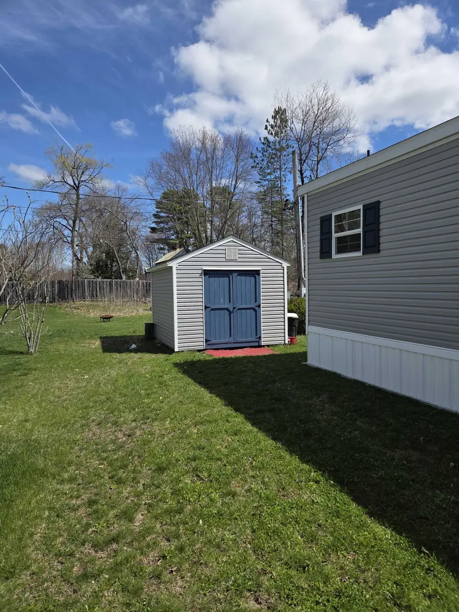 5 Colonial Drive, Lisbon, ME 04252 - #2