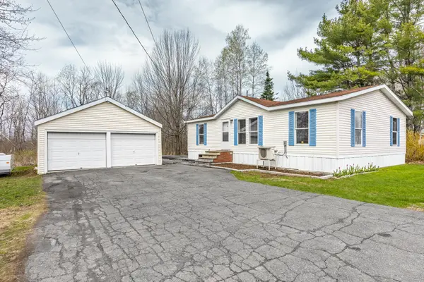 43 Main Street, Corinth, ME 04427