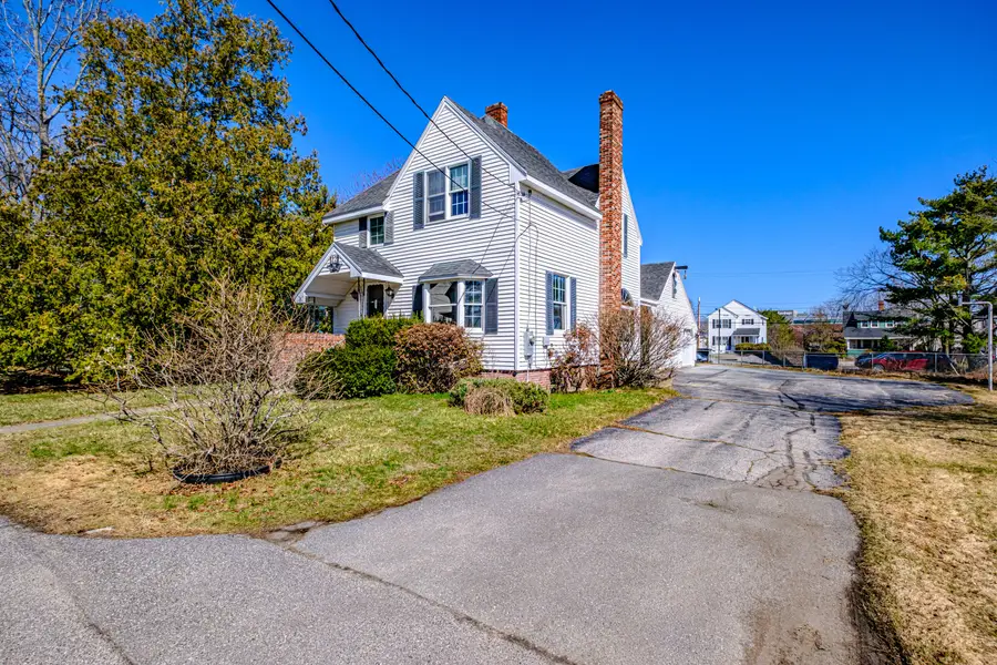 22 Davis Street, Portland, ME 04102 - #2