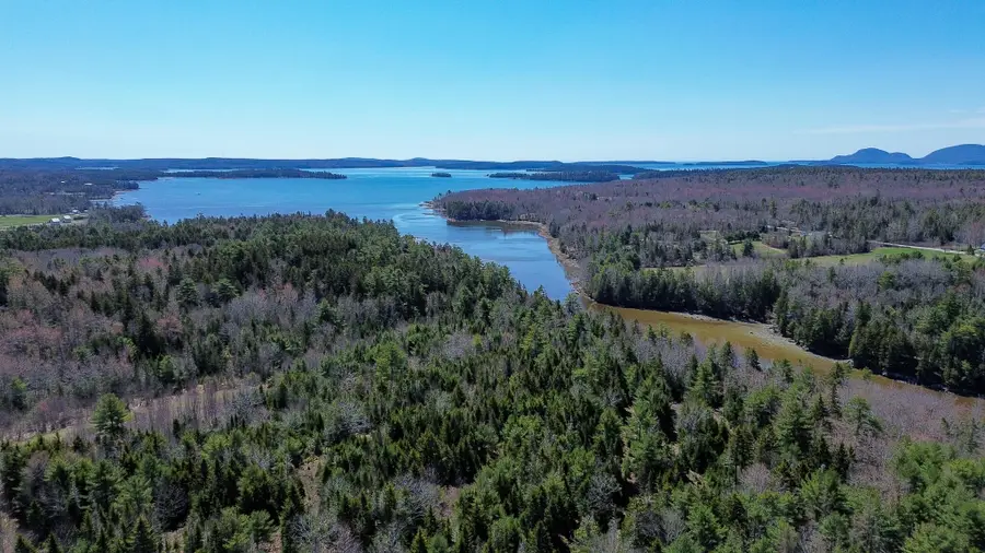 2413 U.s. 1, Sullivan, ME 04664 - #3