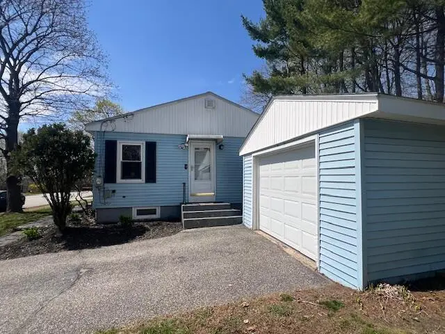 48 Dumont Avenue, Lewiston, ME 04240 - #3