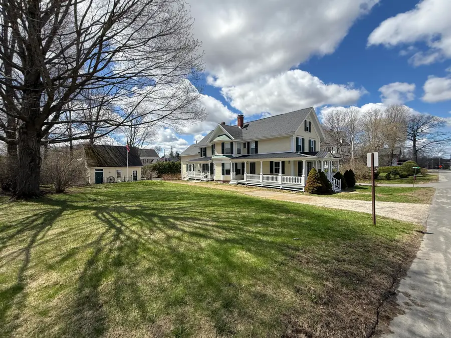 129 Main Street, Houlton, ME 04730 - #3