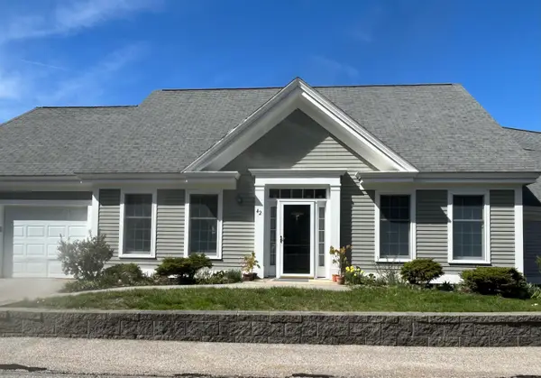 42 Farragut Way #42, Kennebunk, ME 04043