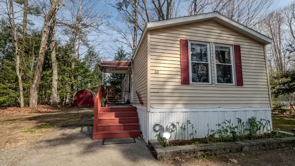 40 Gerard Street, Sanford, ME 04073