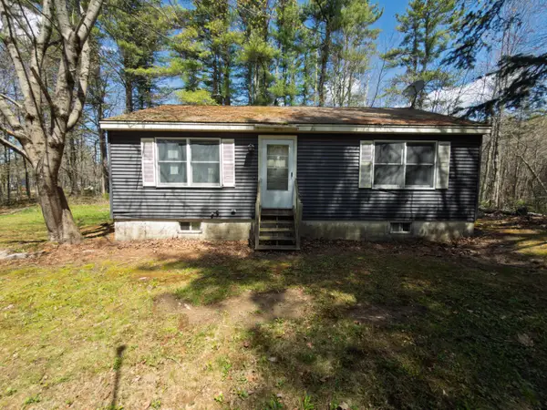 329 Log Cabin Road, Arundel, ME 04046