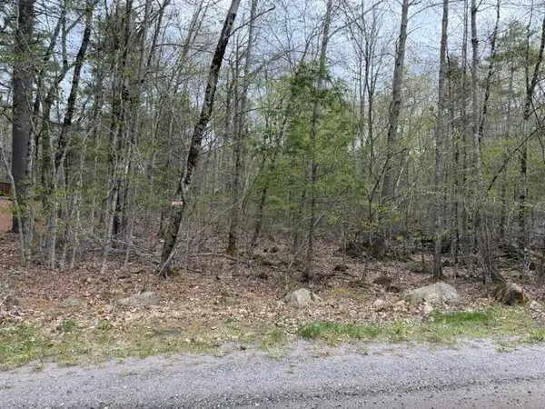 36 Sunset Road, Frye Island, ME 04071