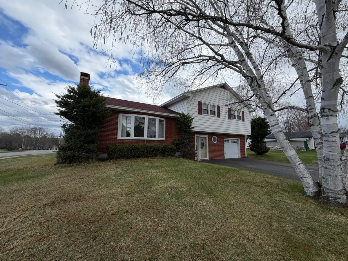 43 Elm Street, East Millinocket, ME 04430 - #1