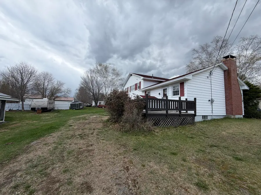 43 Elm Street, East Millinocket, ME 04430 - #3