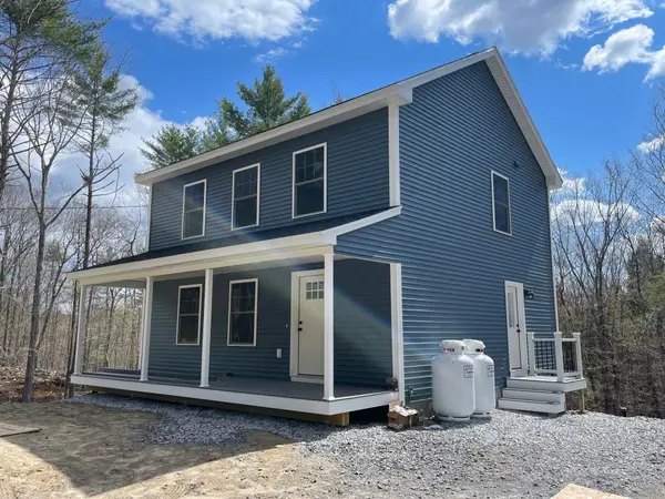 201 Dunton Road, Naples, ME 04055