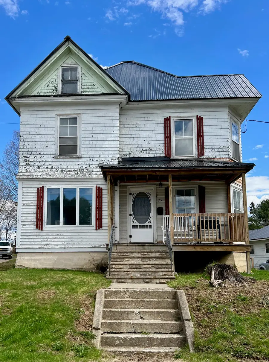 25 Elm Street, Houlton, ME 04730 - #2