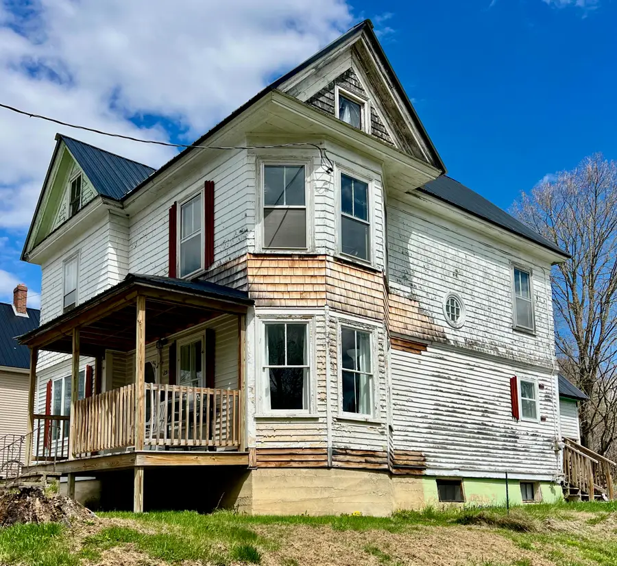 25 Elm Street, Houlton, ME 04730 - #3