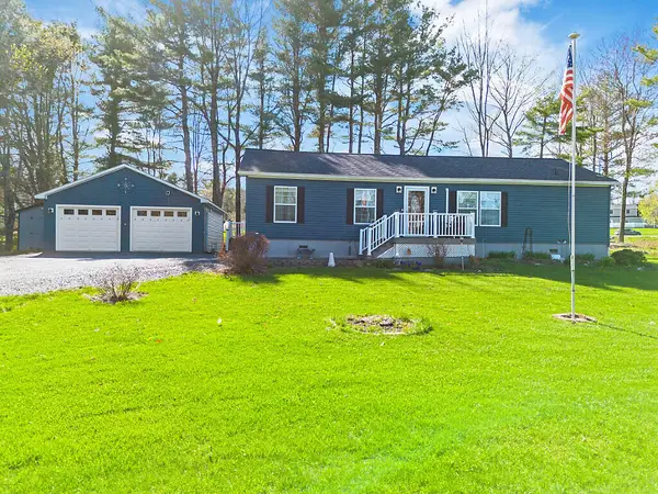 3830 Middle Road, Sidney, ME 04330