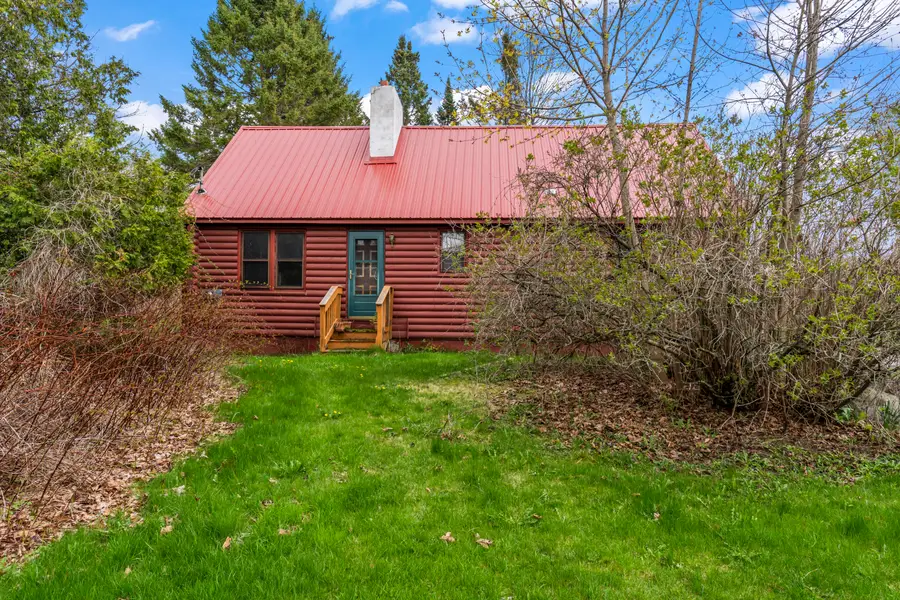 8 Bickford Drive, Fairfield, ME 04937 - #2