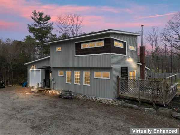 15 Dolloff Drive, Brunswick, ME 04011