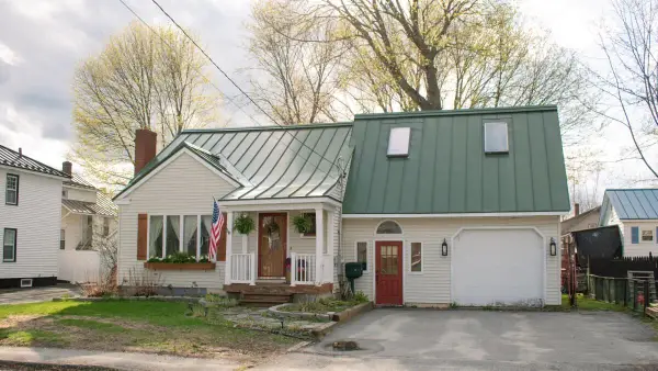 13 Colonial Street, Waterville, ME 04901