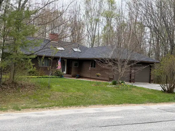 156 Bisco Road, Paris, ME 04281