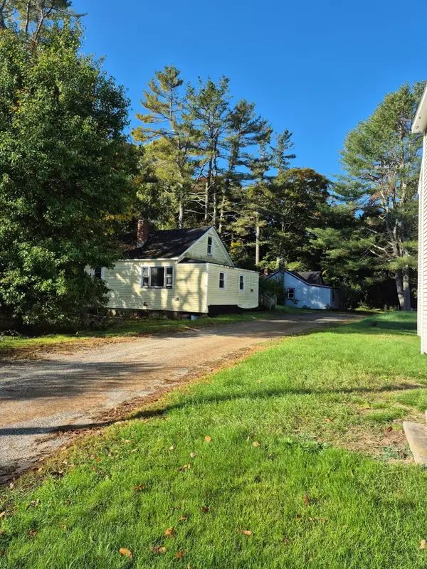 3 Echoes Shore Road, Harpswell, ME 04079
