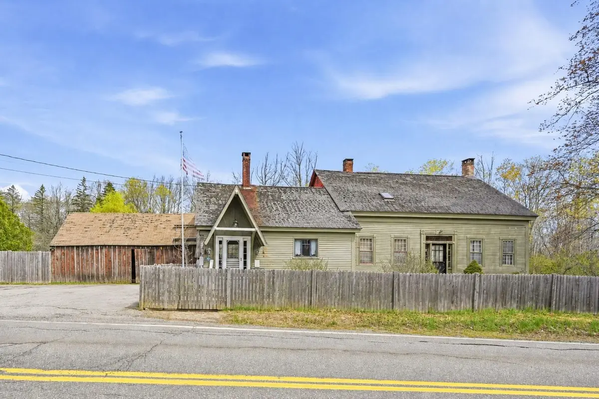 300 W Main Street, Waldoboro, ME 04572 - #1