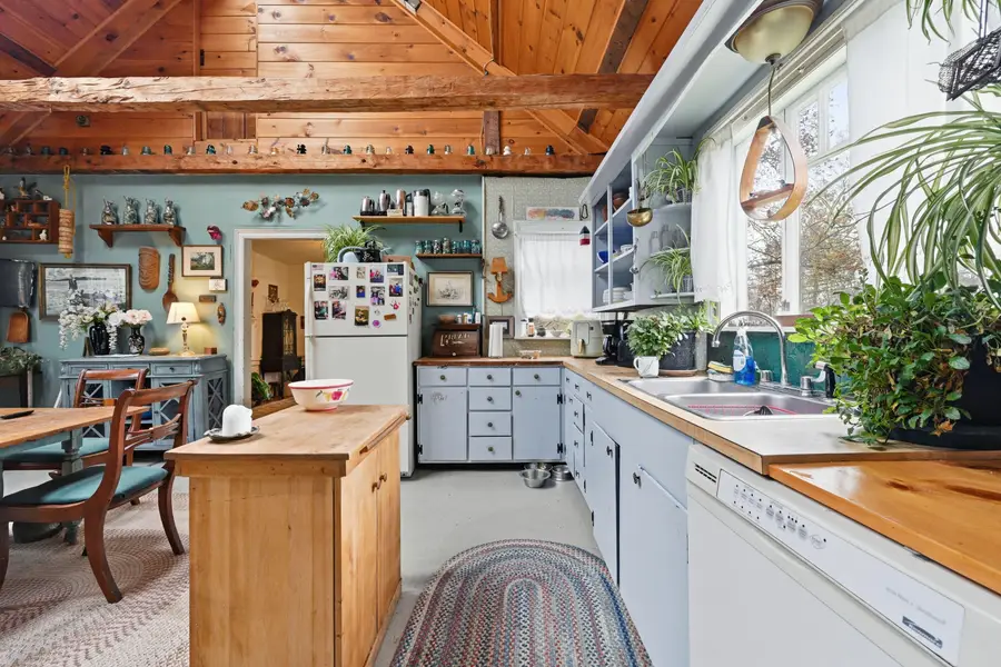300 W Main Street, Waldoboro, ME 04572 - #3
