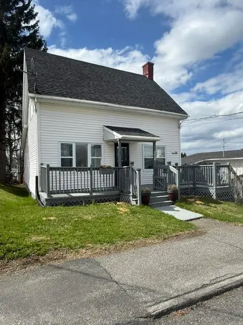 141 12th Avenue, Madawaska, ME 04756 - #3