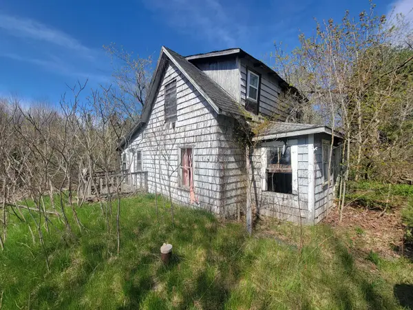 71 Rebel Hill Road, Clifton, ME 04428