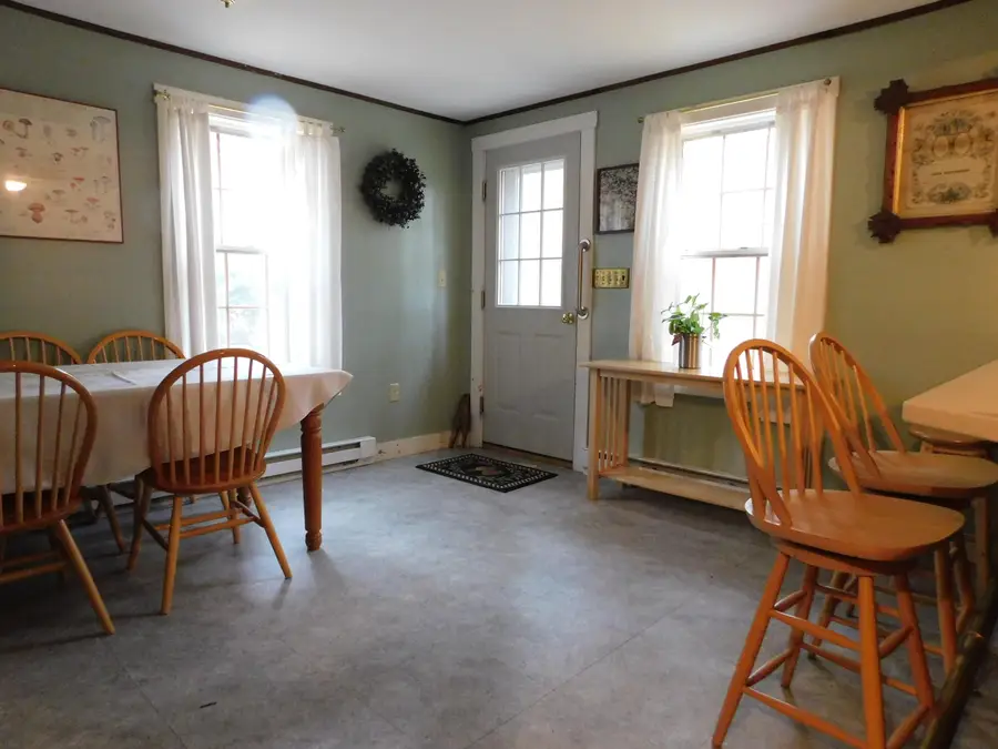 15 Lakeview Drive, New Gloucester, ME 04260 - #3