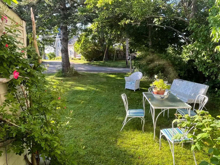 7 Mountain Street, Vinalhaven, ME 04863 - #2