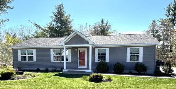 82 Country Way #82, North Berwick, ME 03906