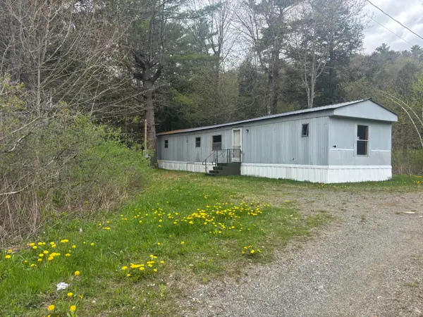 5 Richards Road, Vassalboro, ME 04989