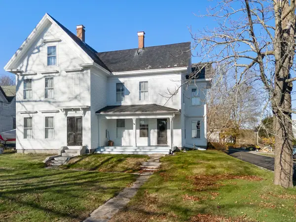 17 High Street, Vinalhaven, ME 04863