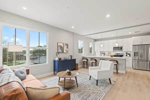 298 Main Street #3D, Yarmouth, ME 04096
