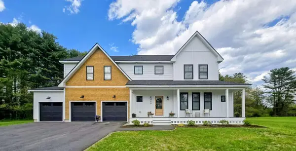 90 Running Hill Road, Scarborough, ME 04074