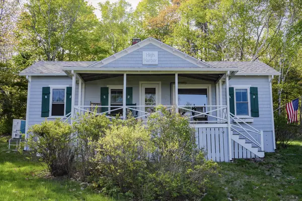 55 John Small Road, Chebeague Island, ME 04017