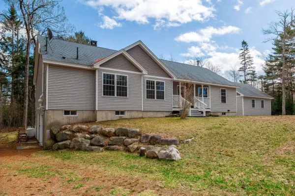 25 Kennel Brook Drive, Lamoine, ME 04605