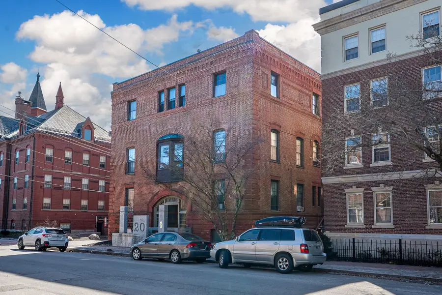 20 West Street #3, Portland, ME 04102 - #2