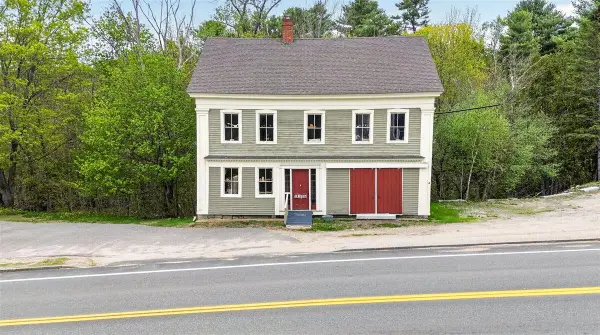 2100 U.s. 1, Sullivan, ME 04684