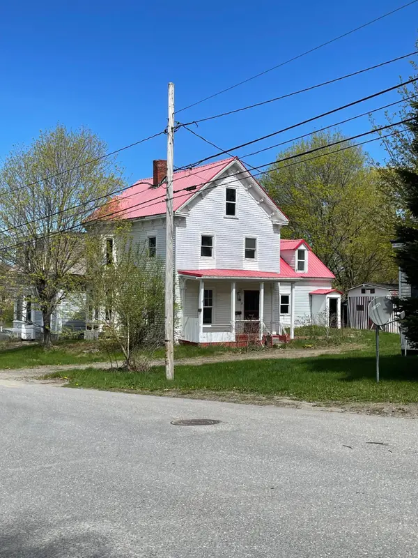 52 Church Street, Calais, ME 04619