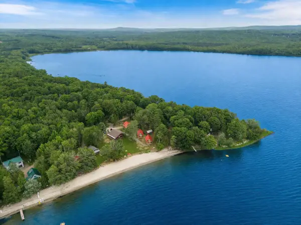 8 Sand Beach Lane, Burnham, ME 04922