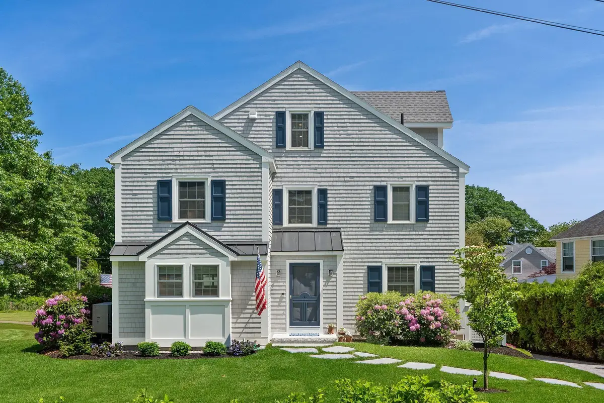 9 Oak Street, Kennebunk, ME 04043 - #1