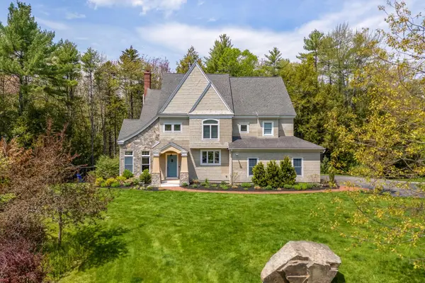 2 Tiger Lily Lane, Cape Elizabeth, ME 04107